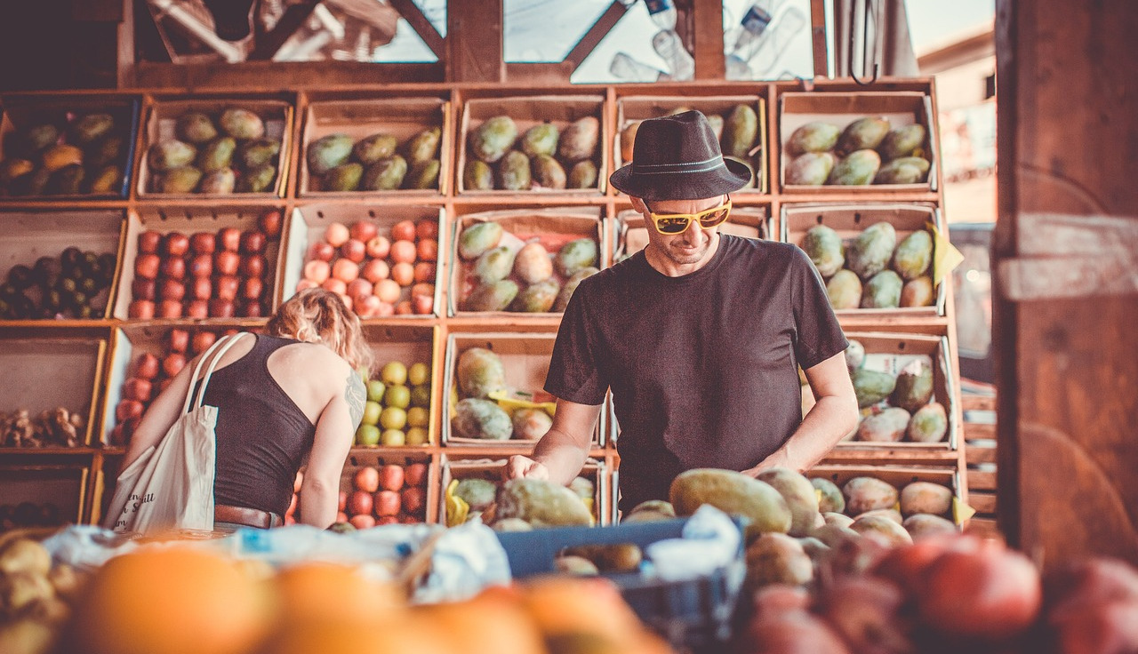 Photo of a supermarket with several deals