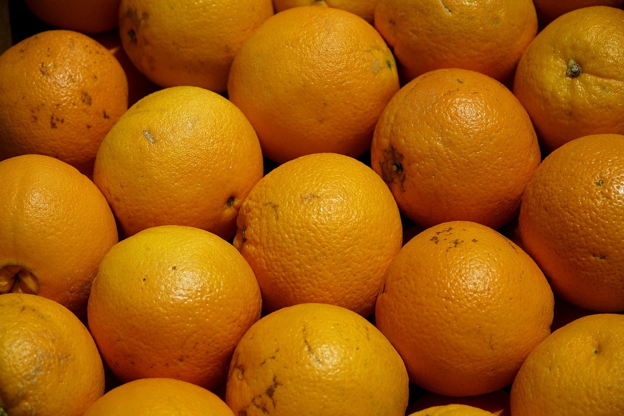 Image of Juicy Navel Oranges